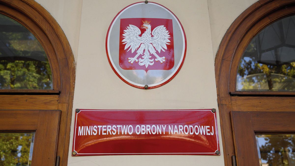 Poláci udeřili na ruské špiony. Jednoho muže zatkli na ministerstvu obrany, další dostal 3,5 roku